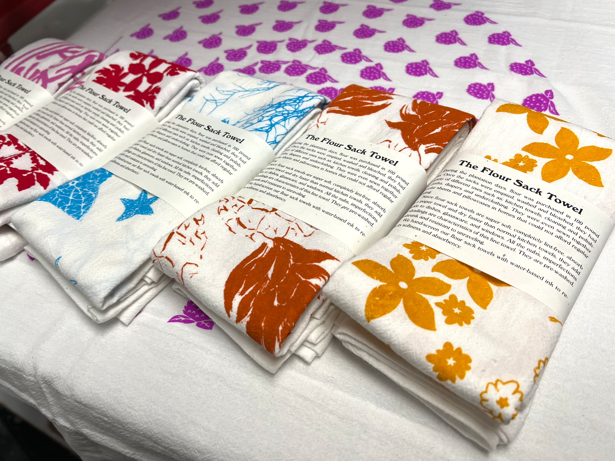 flower Vintage Flowers old sea vintage flower QUICK-DRY TOWEタオル